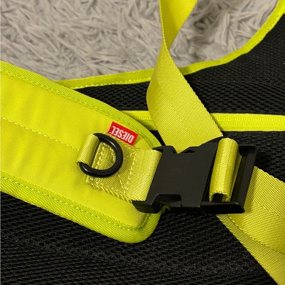 Diesel yellow green 1DR-pod pouch. - Picture 2 of 5